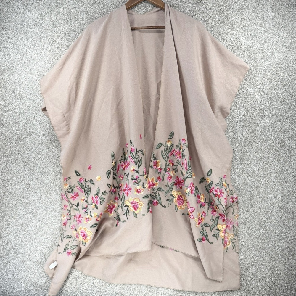 Embroidered Floral Shawl Wrap Poncho Ruana OS Tan Cottagecore Festival Boho Long